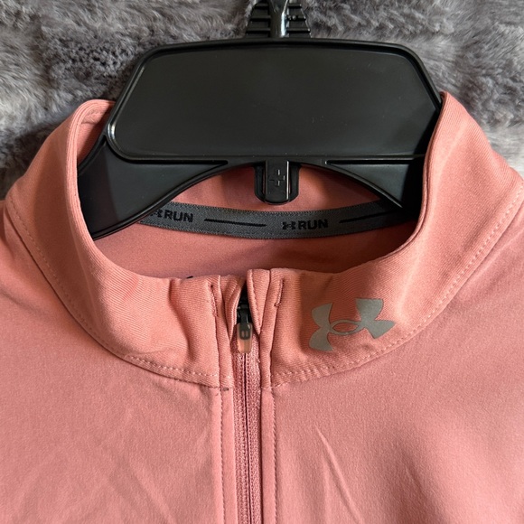 Under Armour Run Heat gear women’s half zip up - Picture 6 of 6